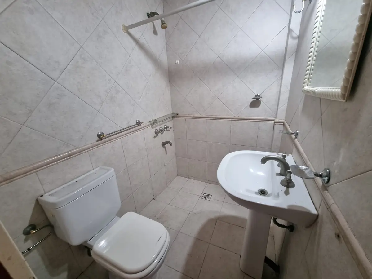 Casa en Venta – Calle 36 N° 854 e/ 8 y 9, Santa Teresita - Imagen 3