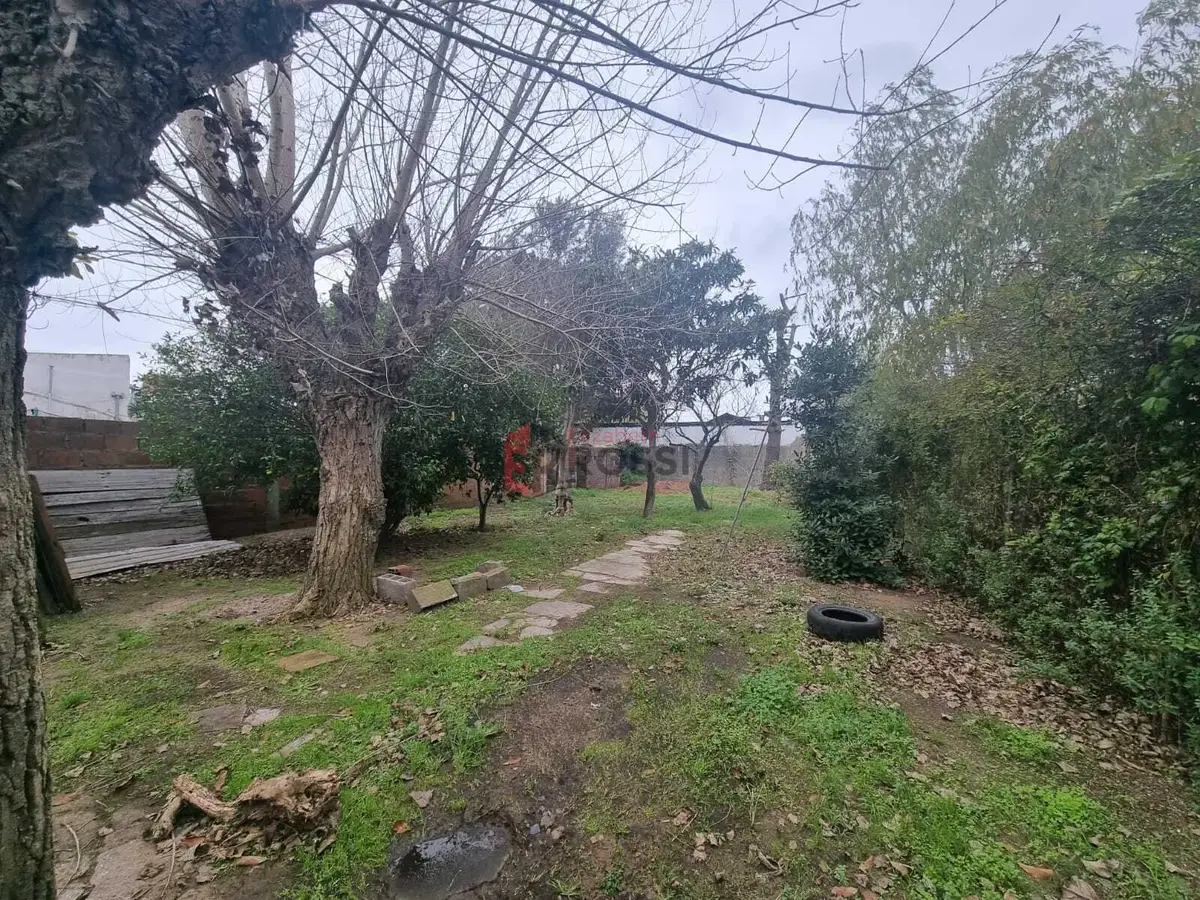 Casa con importante terreno en Mar de Ajo - Imagen 2