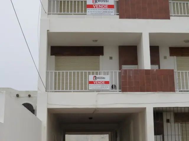 Frente al Mar y con Cochera – Calle Costanera N° 1051, Las Toninas - Imagen 2