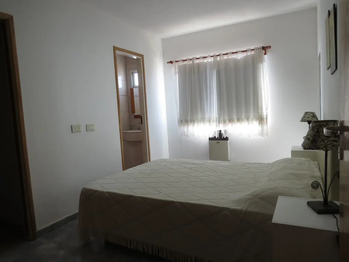 DUPLEX ANUAL EN COSTANERA - Calle Costanera N°1051 e/ 22 y 24, Las Toninas - Imagen 1