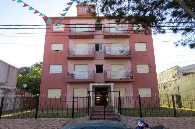 Con Terraza y Vista a la Peatonal – Calle 1 N° 1653, Las Toninas