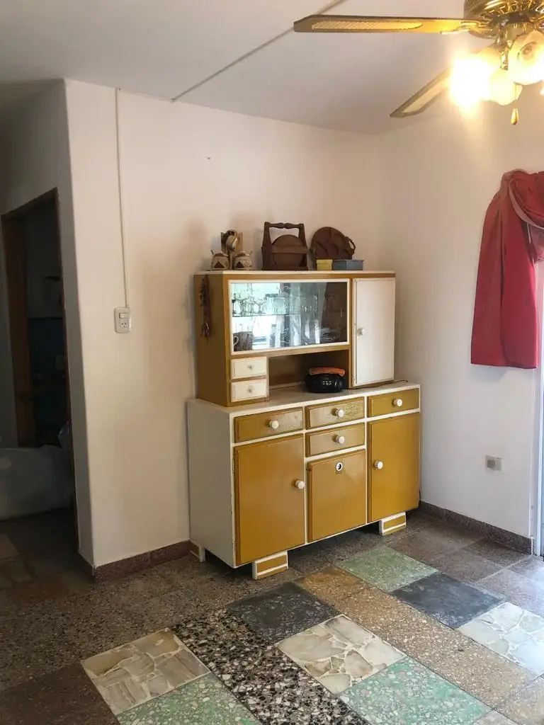 Casa Esquinera con Cochera y Galería Nueva – Calle 14 esq. Av. 7, Las Toninas - Imagen 2