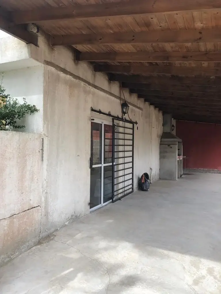 Casa Esquinera con Cochera y Galería Nueva – Calle 14 esq. Av. 7, Las Toninas - Imagen 18