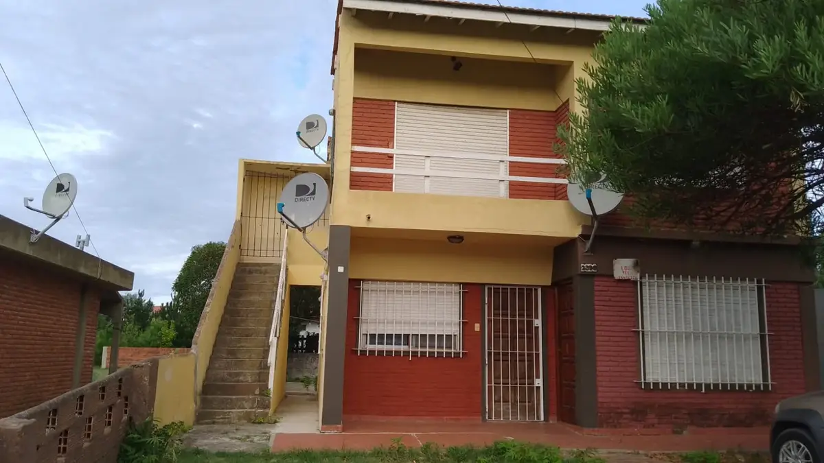 2 Ambientes en Primer Piso sobre Avenida – Av. 7 N° 2396 UF 4, Las Toninas