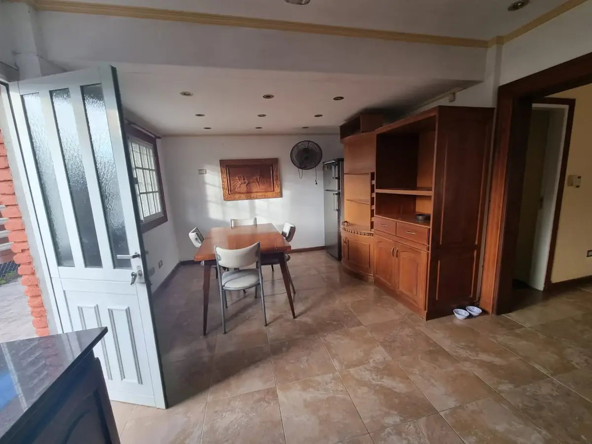 Chalet con Departamento y Quincho – Calle 3 N° 1468, Las Toninas - Imagen 4