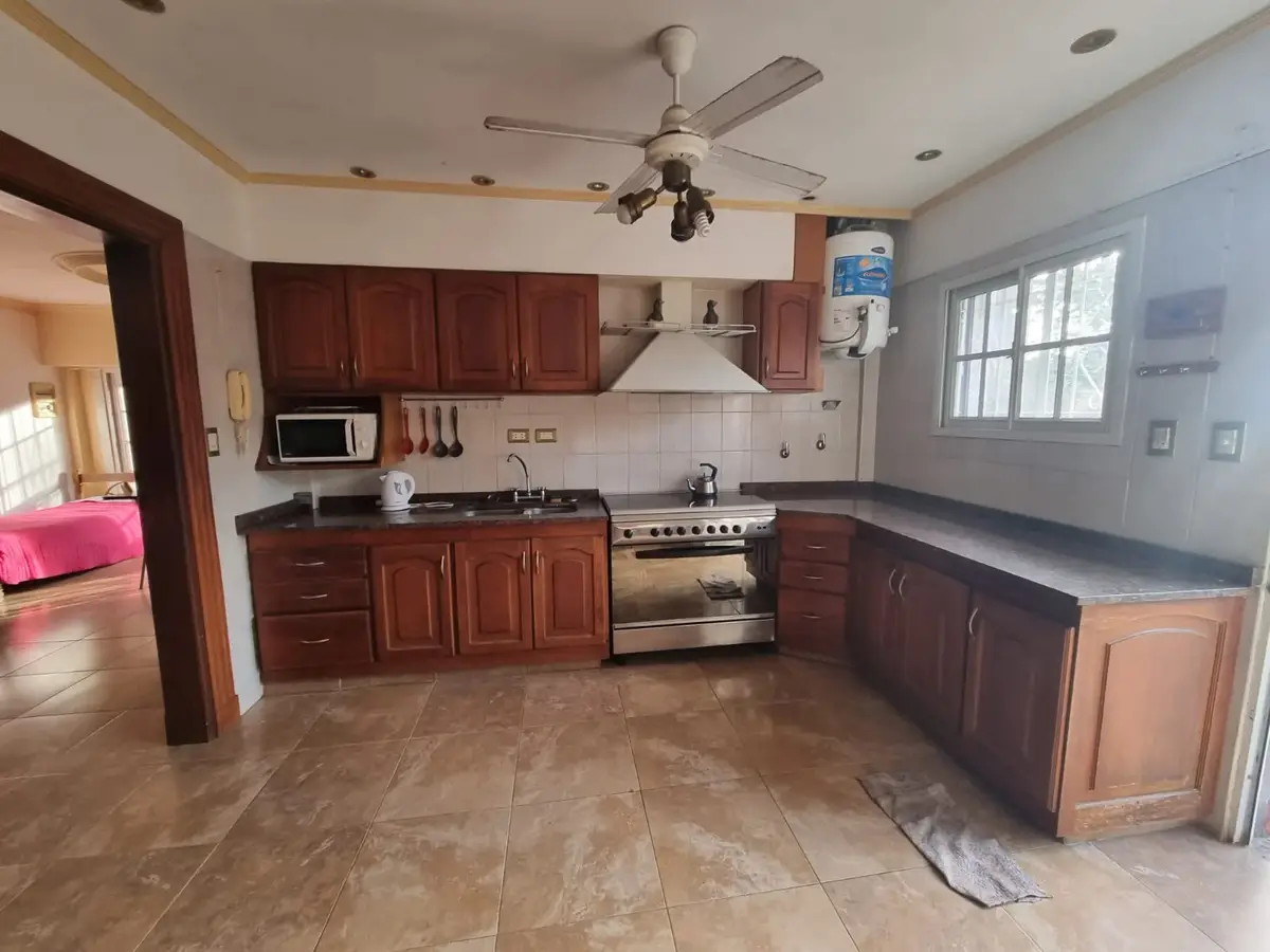 Chalet con Departamento y Quincho – Calle 3 N° 1468, Las Toninas - Imagen 7