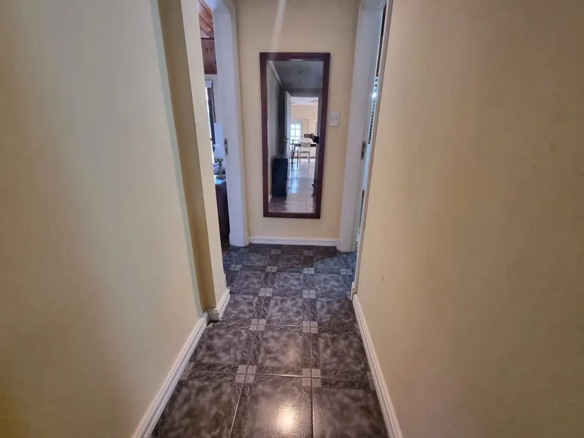 Chalet con Departamento y Quincho – Calle 3 N° 1468, Las Toninas - Imagen 10