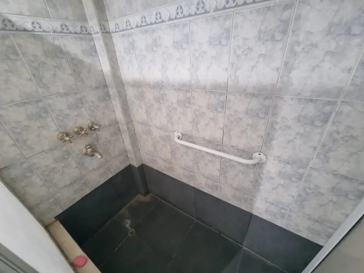 Chalet con Departamento y Quincho – Calle 3 N° 1468, Las Toninas - Imagen 1