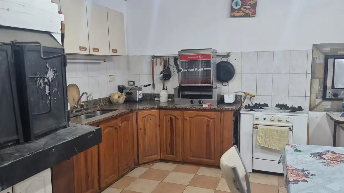 Chalet con Departamento y Quincho – Calle 3 N° 1468, Las Toninas - Imagen 8