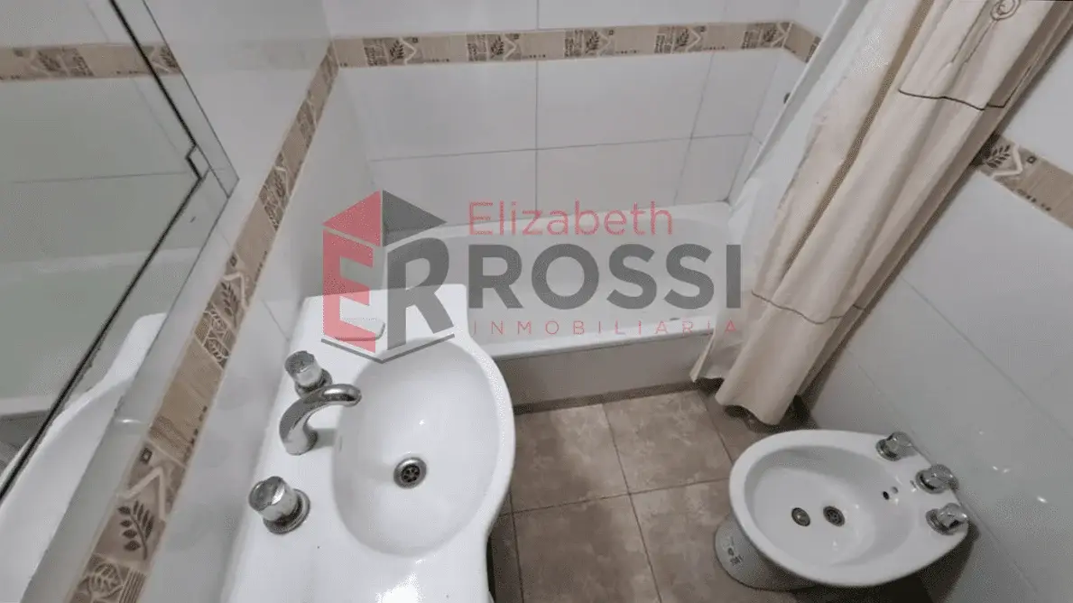 Casa + departamento en muy buen estado – Calle 12 N° 253 e/ 3 y 5, Las Toninas - Imagen 7